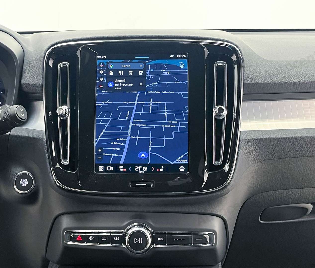 Volvo XC40 B3 Core - 2025 - Joinsteer - #20