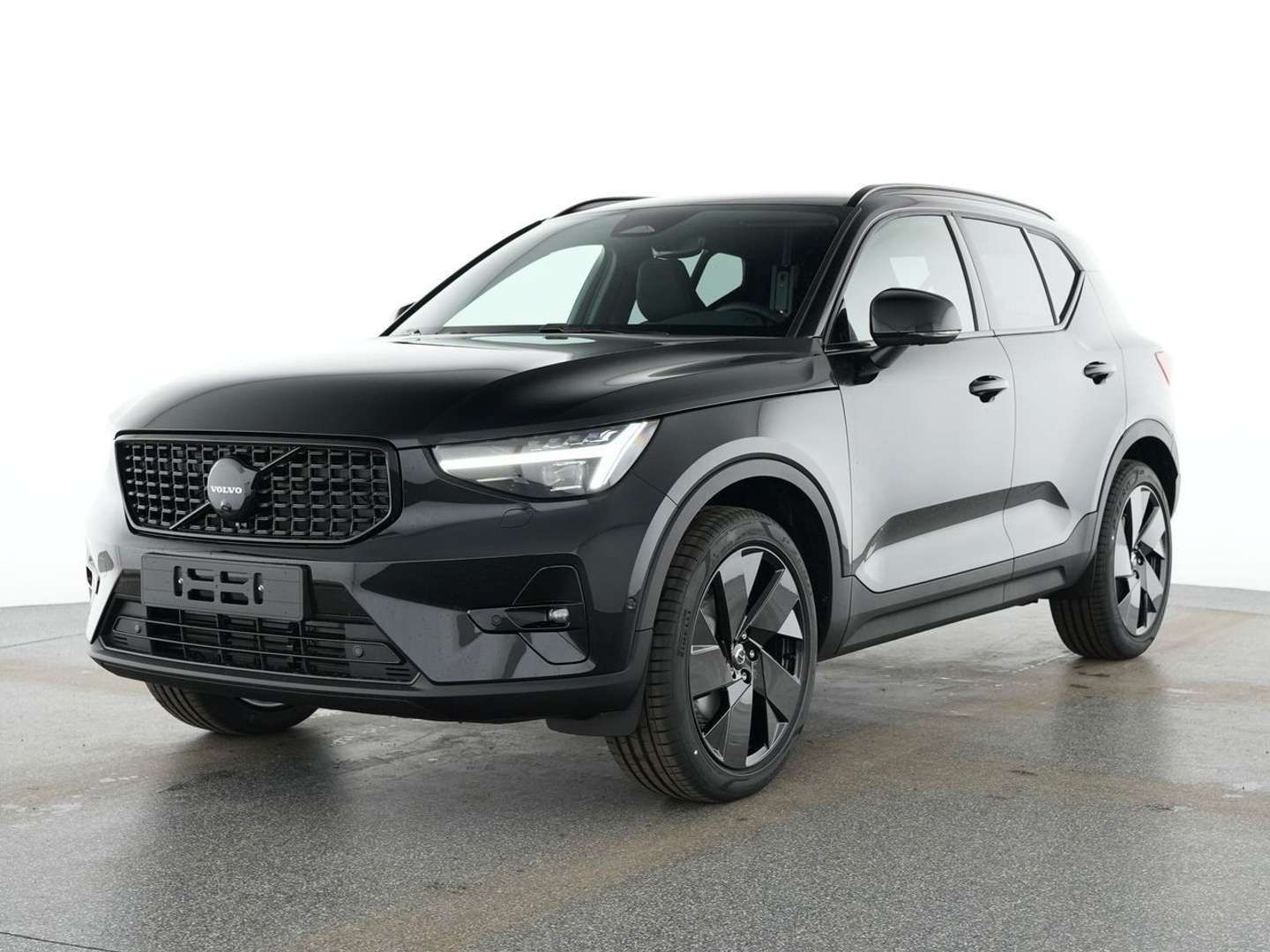 Volvo XC40 B3 Plus - 2025 - Joinsteer - #1