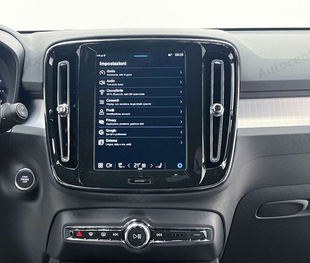 Volvo XC40 B3 Core - 2025 - Joinsteer - #22