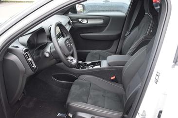 Volvo EX40 Single Motor Plus — photo 22