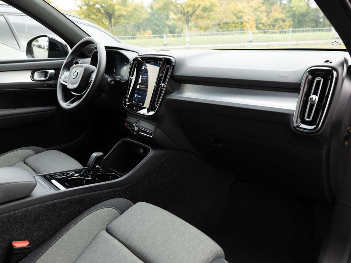 Volvo XC40 B3 Plus - 2025 - Joinsteer - #4