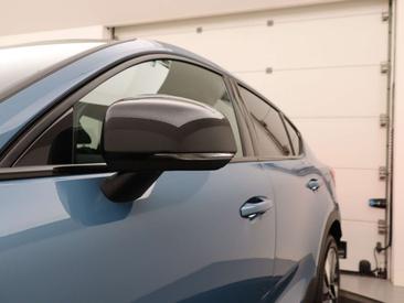 Volvo C40 Recharge PLUS — photo 8