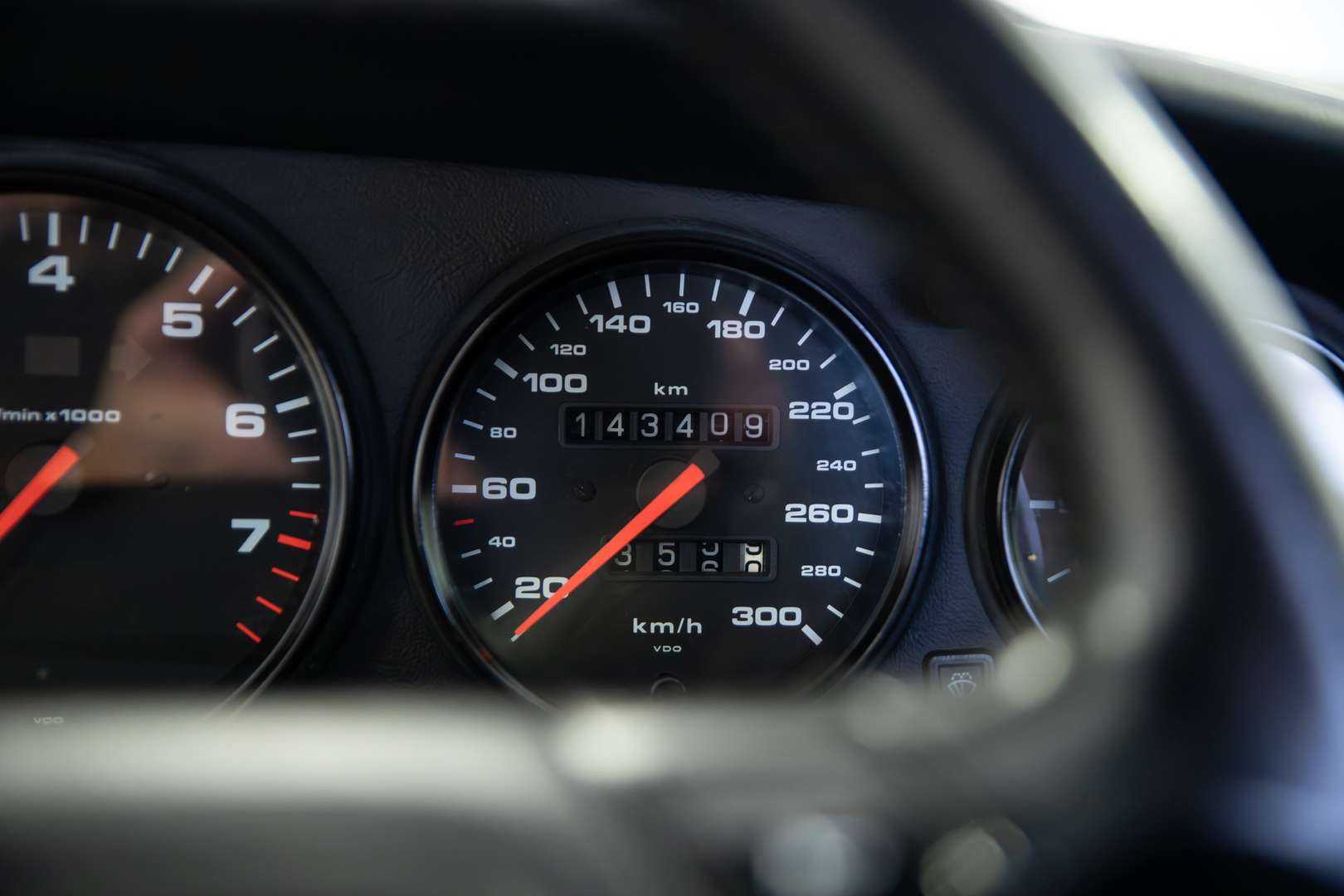 Porsche 964 Carrera 4 Cabriolet - 1992 - Joinsteer - #5