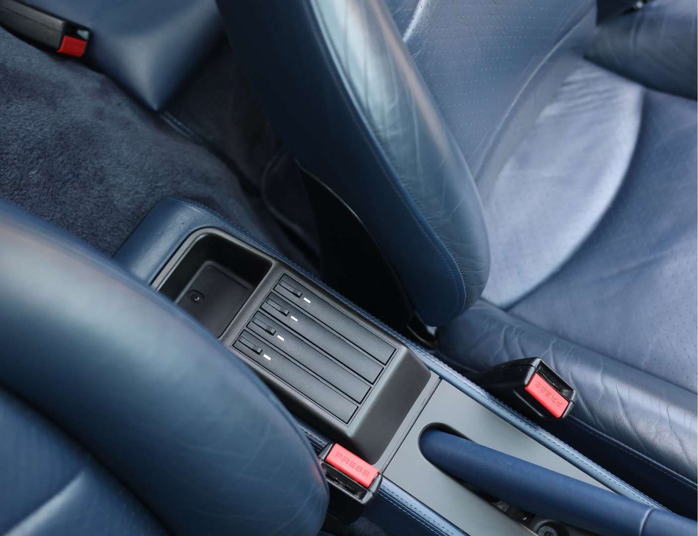 Porsche 993 CARRERA 4 - 1995 - Joinsteer - #46