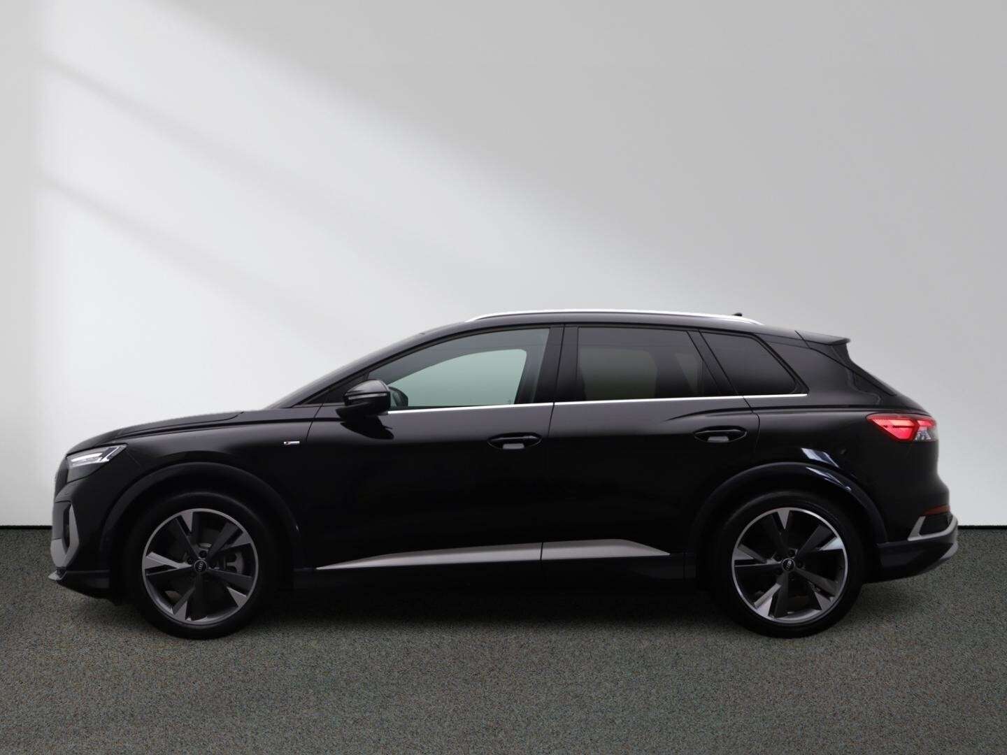 Audi Q4 E-tron S Line 40 - 2023 - Joinsteer - #1