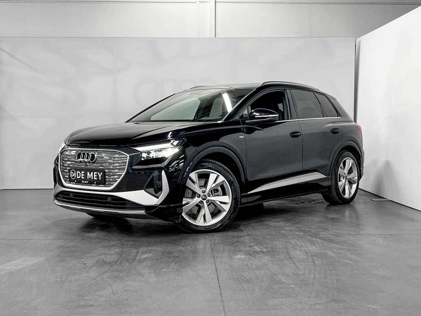 Audi Q4 E-tron S Line 45 TFSI E - 2024 - Joinsteer - #1