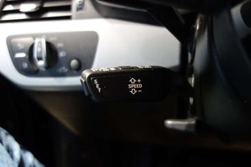 Audi A4 Avant 35 TFSI — photo 11