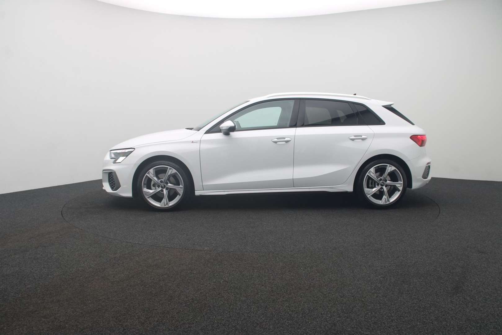 Audi A3 Sportback 35 TFSI - 2024 - Joinsteer - #1