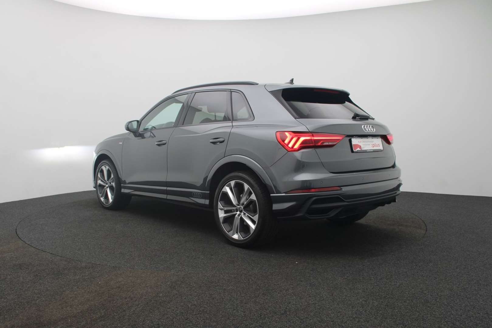 Audi Q3 S Line 35 TFSI - 2024 - Joinsteer - #2