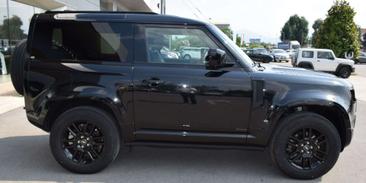 Land Rover Defender 90 D200 X-Dynamic SE — photo 4