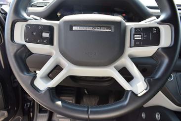Land Rover Defender 90 D200 X-Dynamic SE — photo 11
