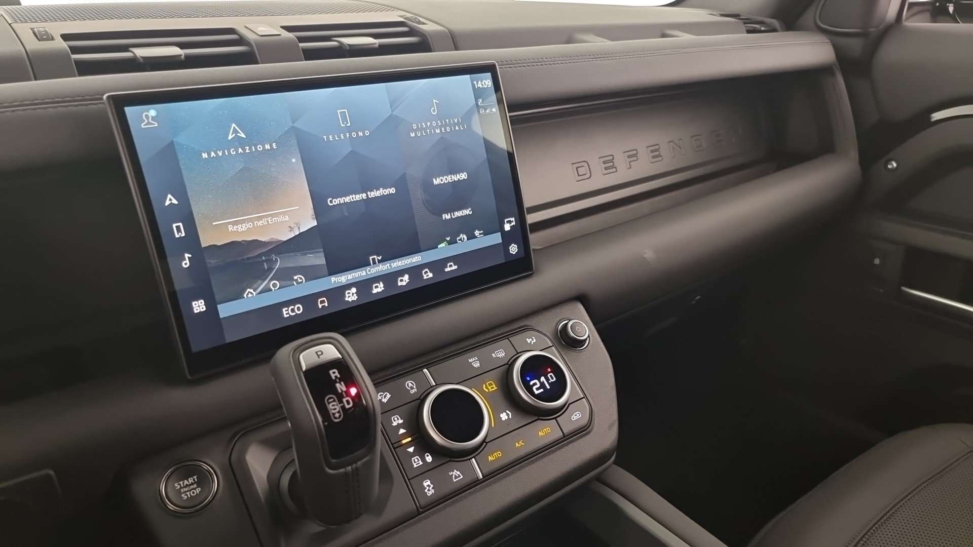 Land Rover Defender 90 D200 X-Dynamic SE - 2025 - Joinsteer - #23