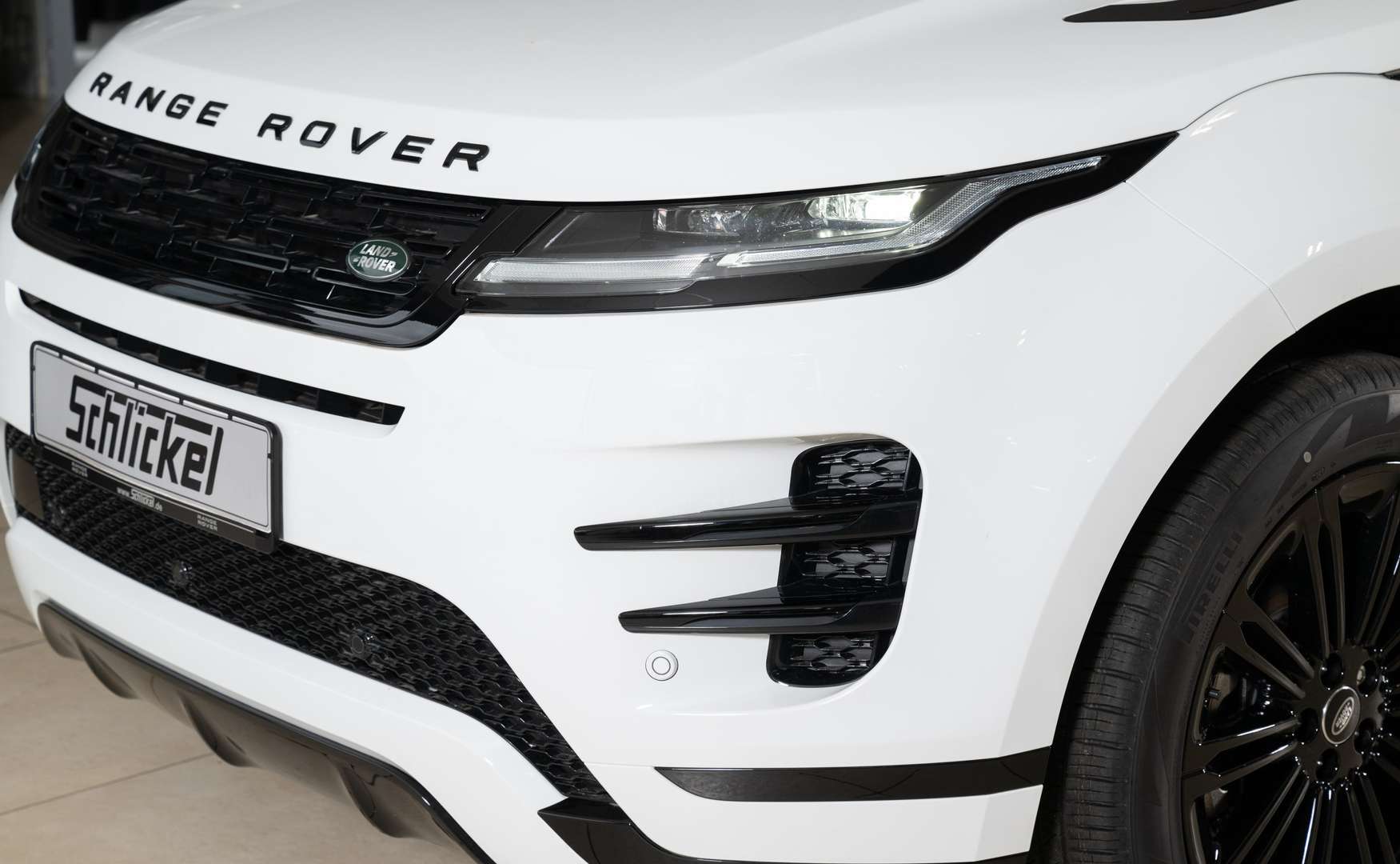 Land Rover Range Rover Evoque D200 R-Dynamic SE - 2025 - Joinsteer - #4