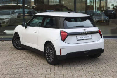 Mini Hatchback Essential Cooper SE - 2025 - Joinsteer - #1
