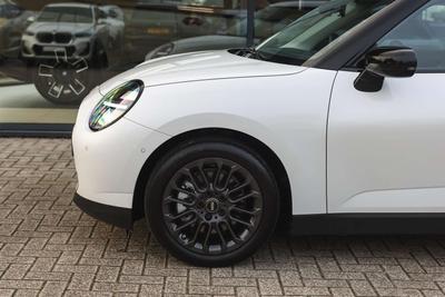 Mini Hatchback Essential Cooper SE
