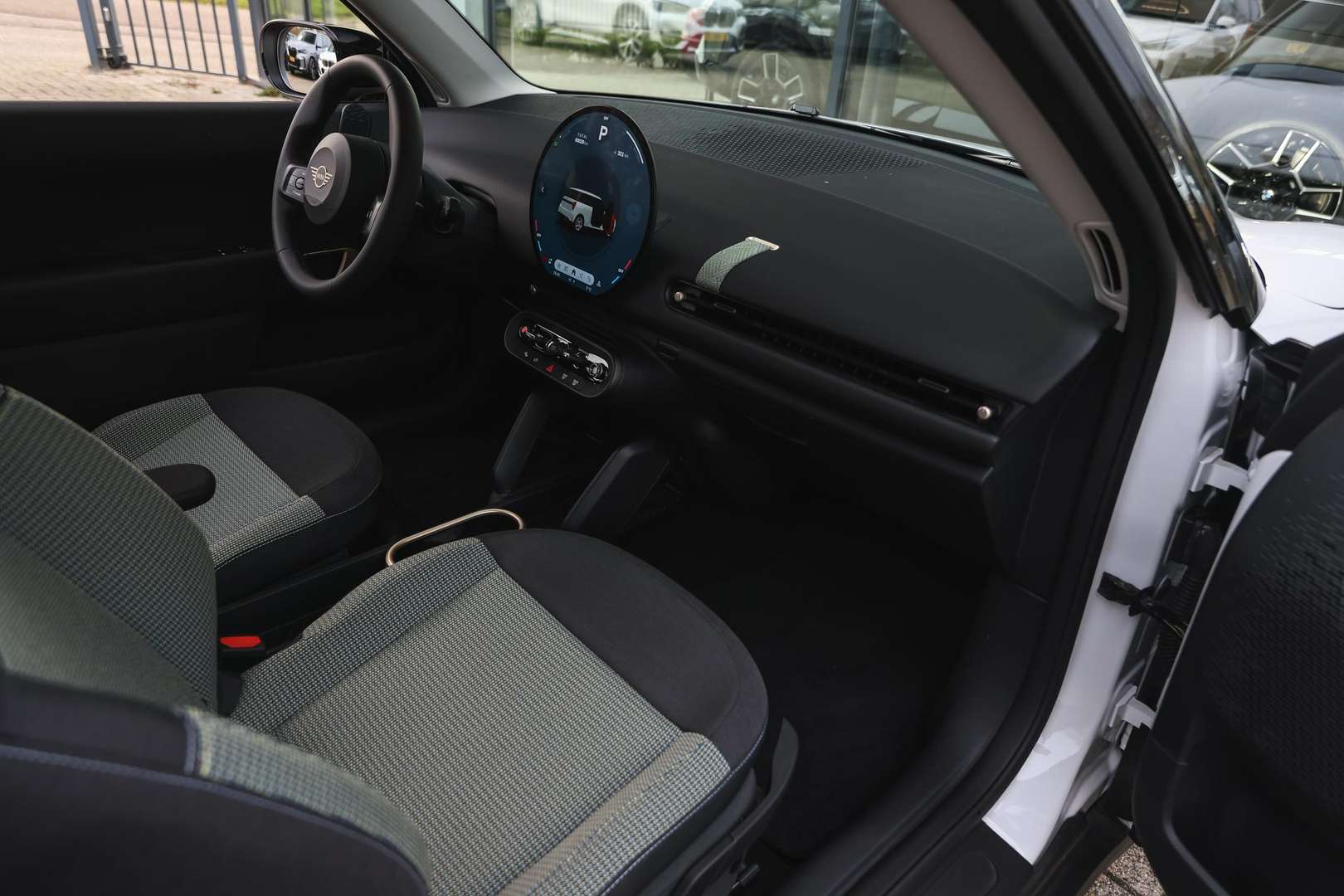 Mini Hatchback Essential Cooper SE - 2025 - Joinsteer - #10