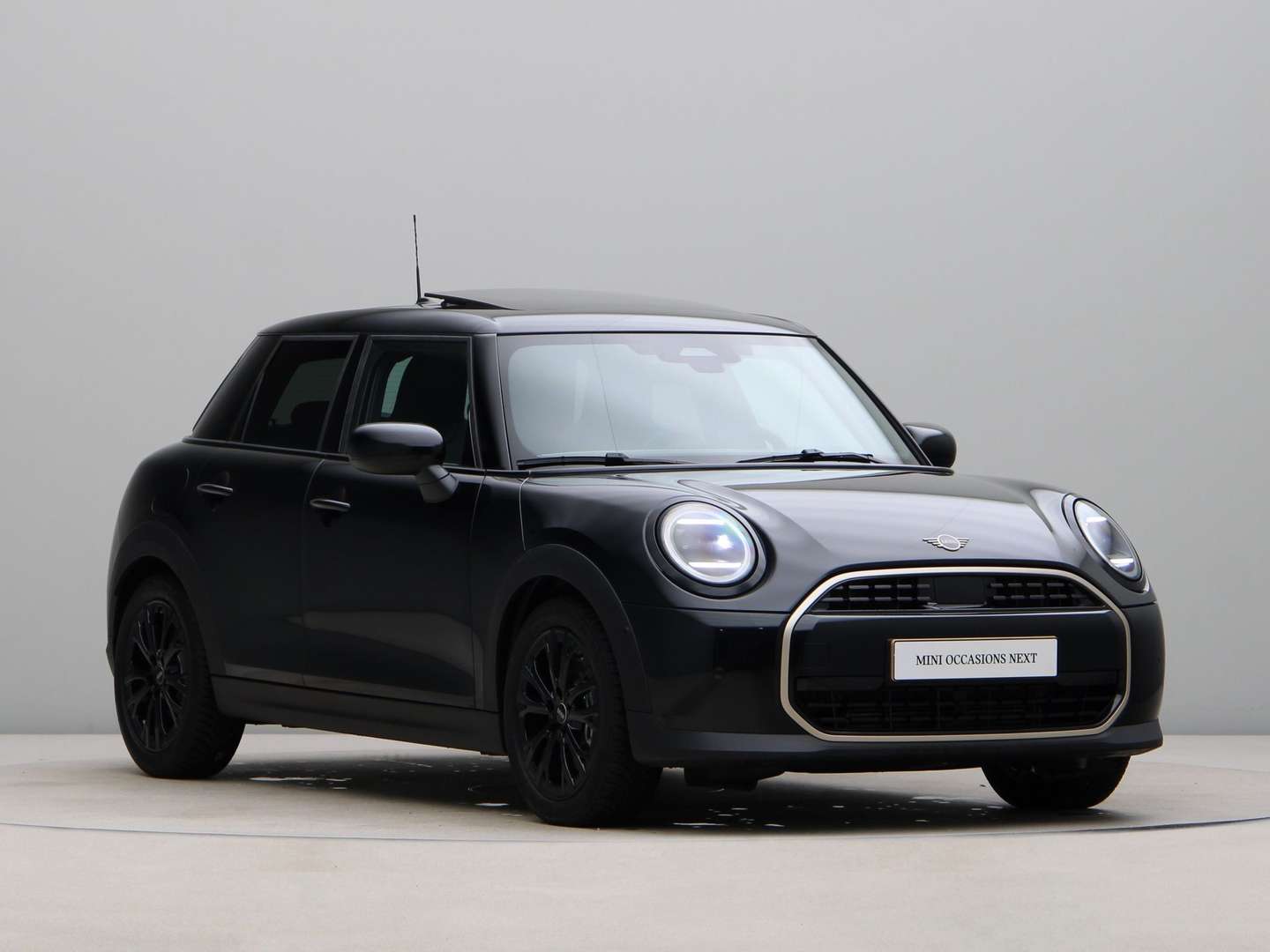 Mini 5 Portes Favoured Cooper - 2024 - Joinsteer - #2