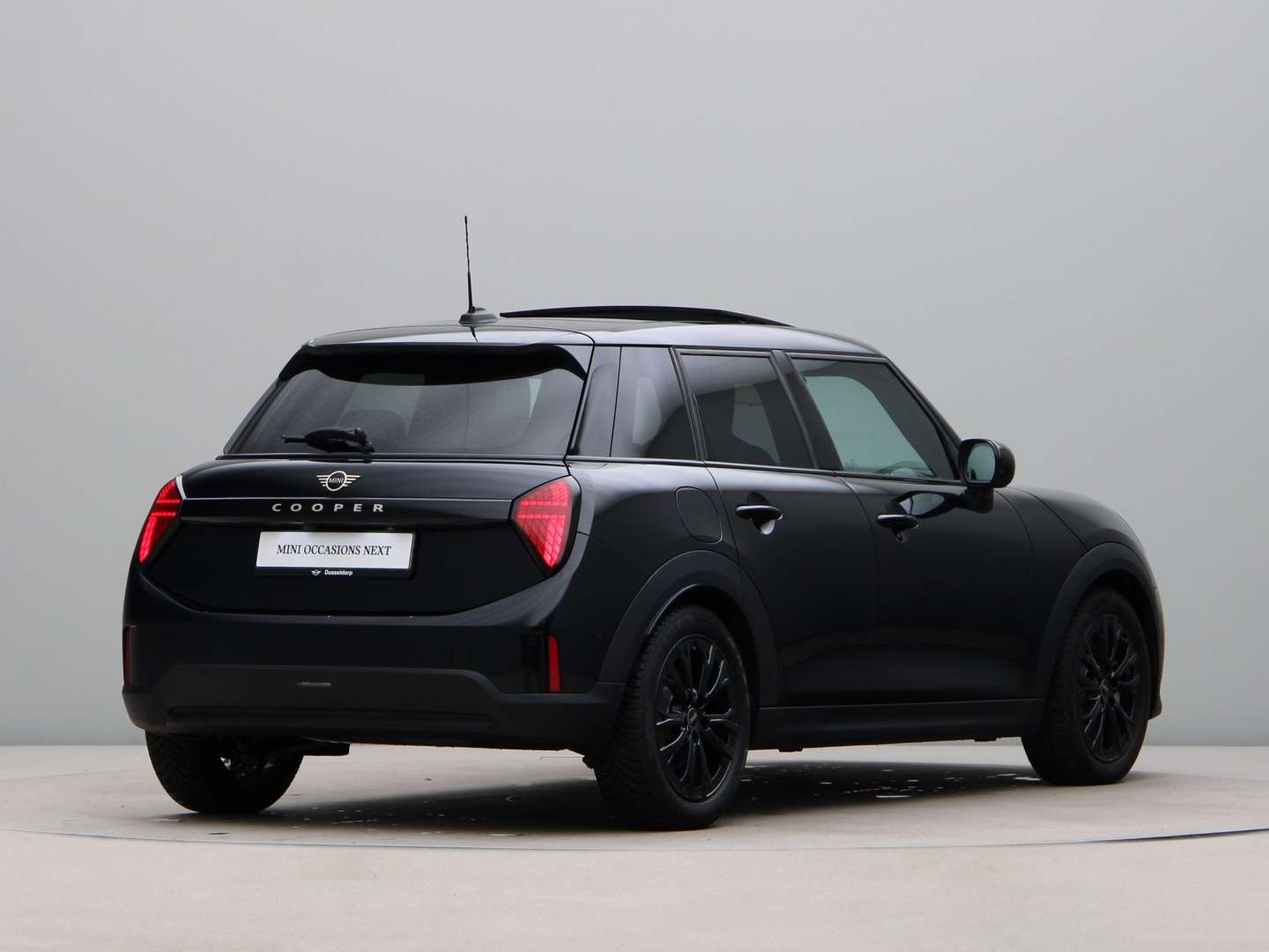 Mini 5 Portes Favoured Cooper - 2024 - Joinsteer - #4