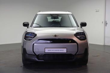 Mini Aceman Essential Cooper SE — photo 4
