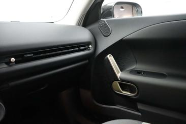 Mini Aceman Essential Cooper SE — photo 16