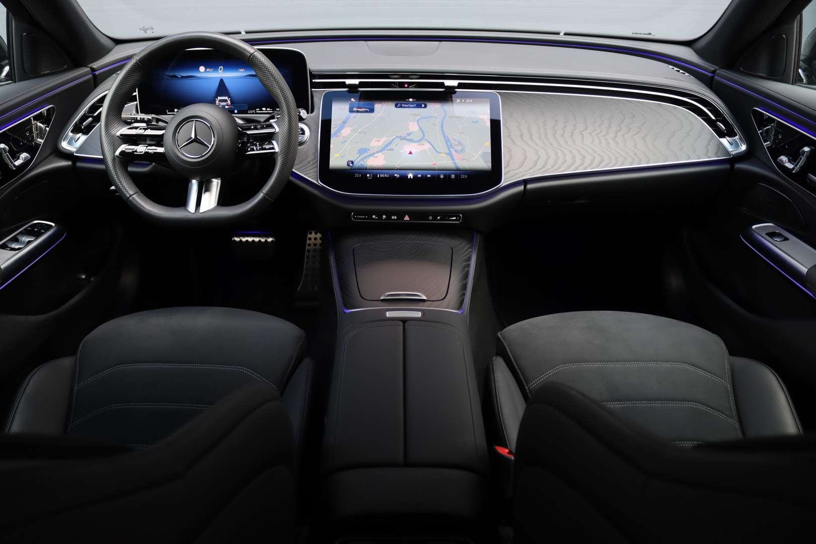 Mercedes Classe E Break 300 AMG Line - 2024 - Joinsteer - #3