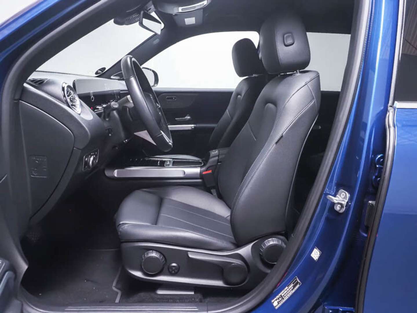 Mercedes EQB 300 Progressive Plus - 2024 - Joinsteer - #4