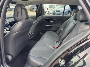 Mercedes Classe C 200 AMG Line — photo 25