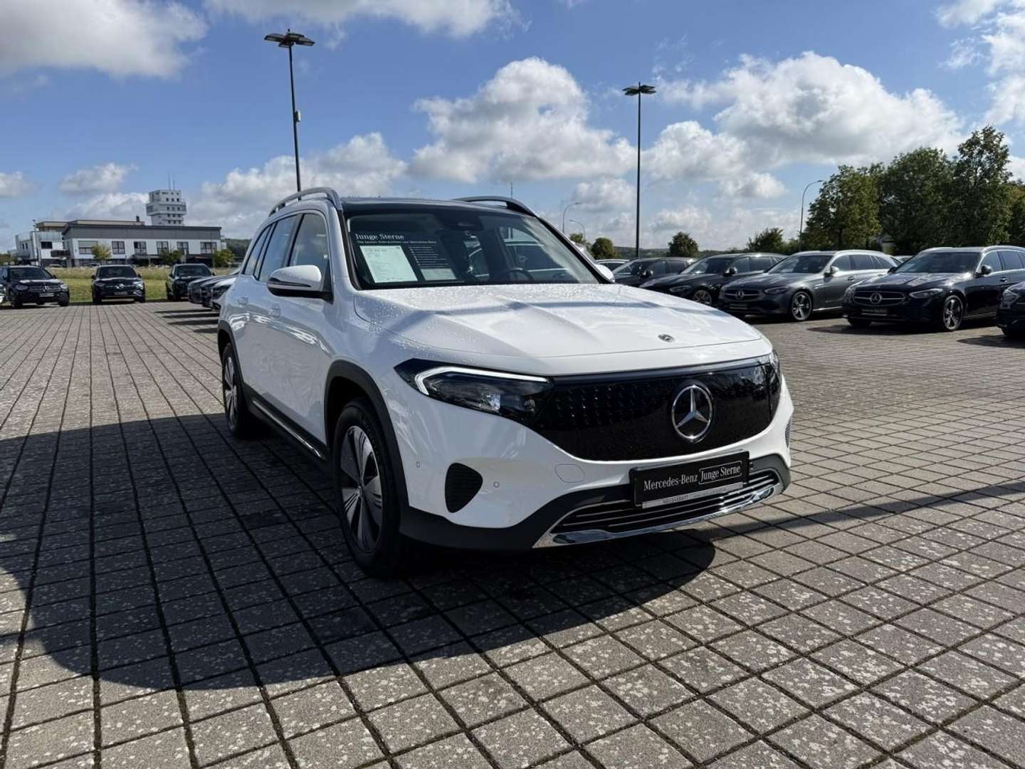 Mercedes EQB 300 Progressive - 2024 - Joinsteer - #2