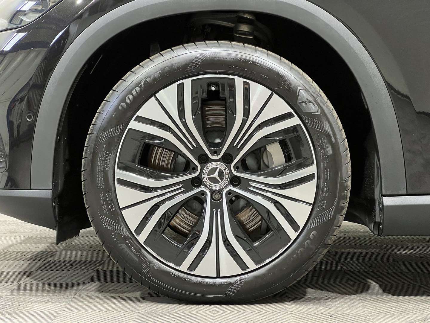 Mercedes EQE 300 Premium - 2024 - Joinsteer - #1