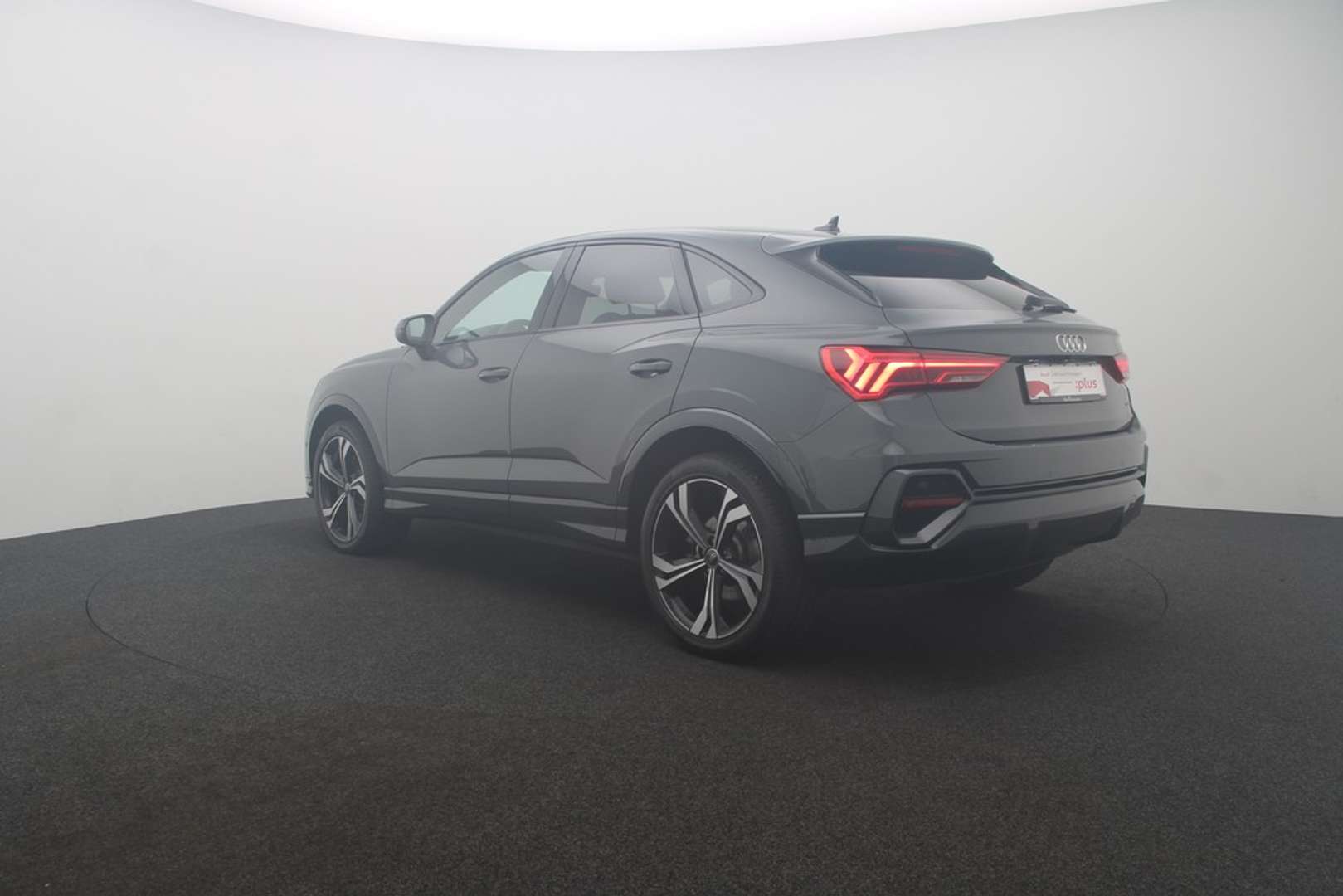 Audi Q3 S Line 40 TFSI - 2024 - Joinsteer - #2