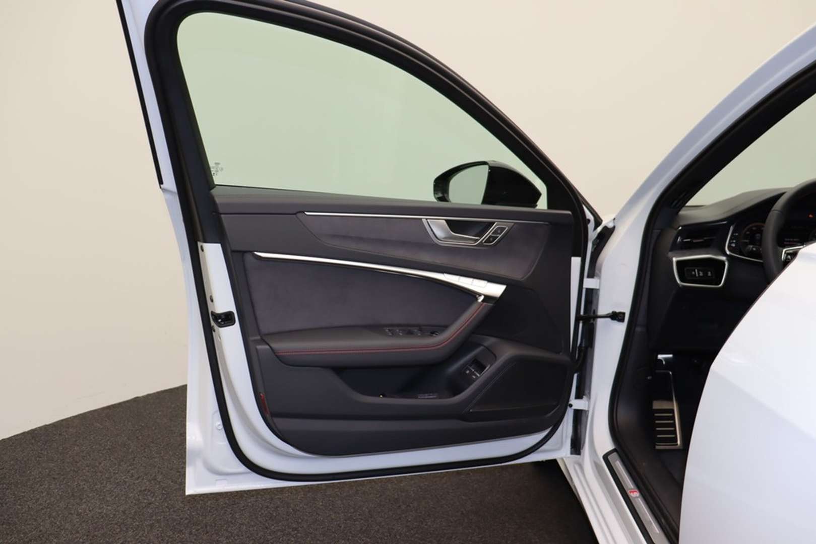 Audi A6 S Line 55 TFSI E - 2025 - Joinsteer - #6