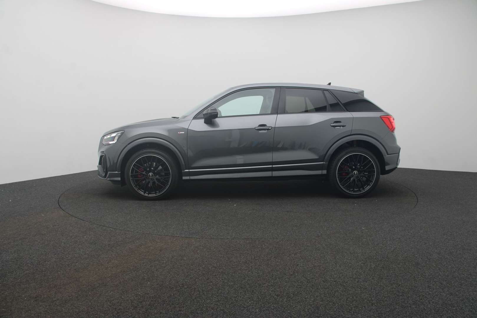 Audi Q2 S Line 40 TFSI - 2025 - Joinsteer - #1