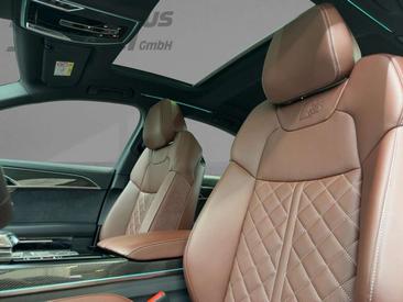 Audi A8 Avant 60 TFSI E — photo 17