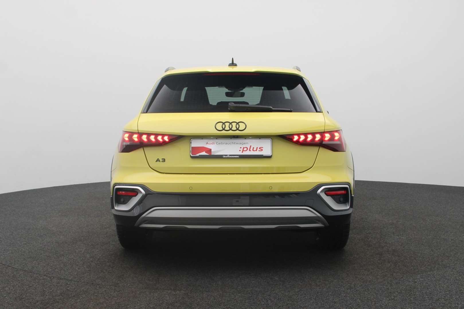 Audi A3 S Line 35 TFSI - 2025 - Joinsteer - #3