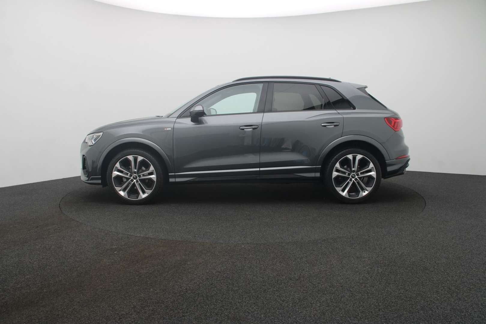 Audi Q3 S Line 35 TFSI - 2024 - Joinsteer - #1
