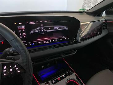 Audi A6 S Line Avant TFSI — photo 23