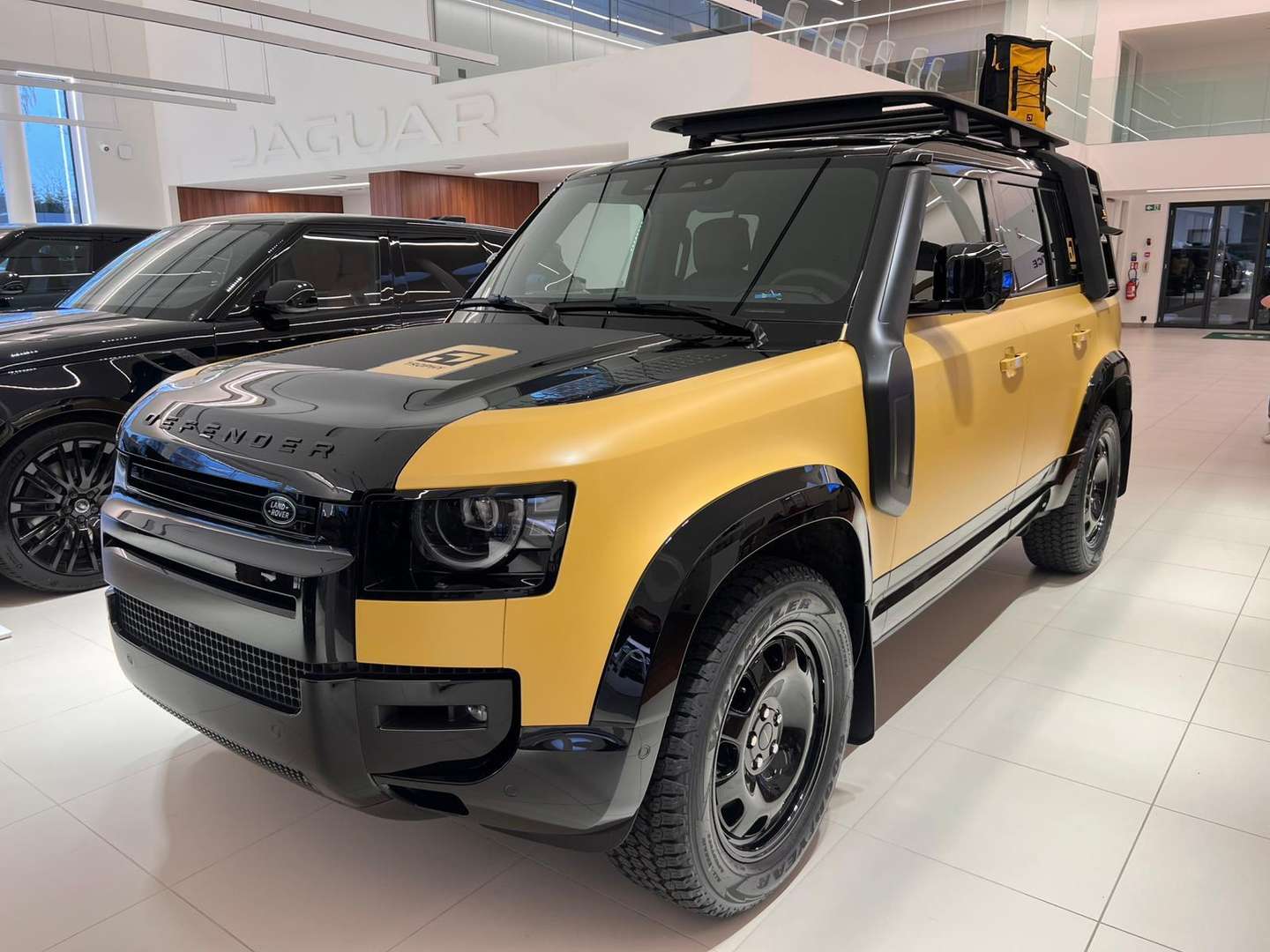 Land Rover Defender Trophy Edition D350 - 2025 - Joinsteer - #1