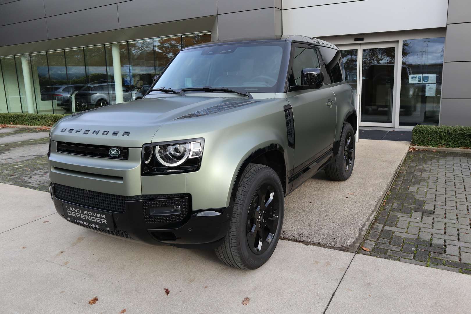 Land Rover Defender D250 X-DYNAMIC SE - 2025 - Joinsteer - #1