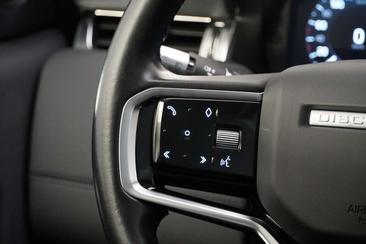 Land Rover Discovery Sport P300e SE — photo 11