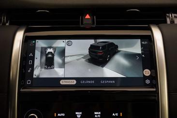 Land Rover Discovery Sport P300e SE — photo 14