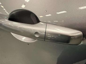 Land Rover Discovery Sport R-DYNAMIC P300e — photo 14