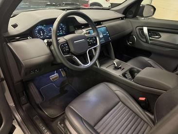 Land Rover Discovery Sport R-DYNAMIC P300e — photo 15