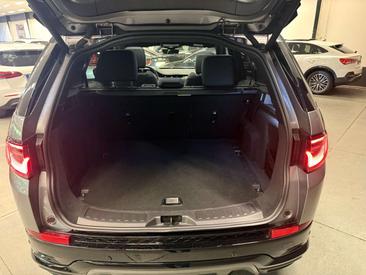 Land Rover Discovery Sport R-DYNAMIC P300e — photo 26