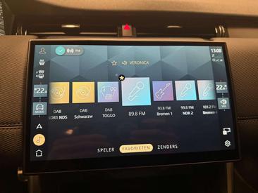 Land Rover Discovery Sport R-DYNAMIC P300e — photo 48