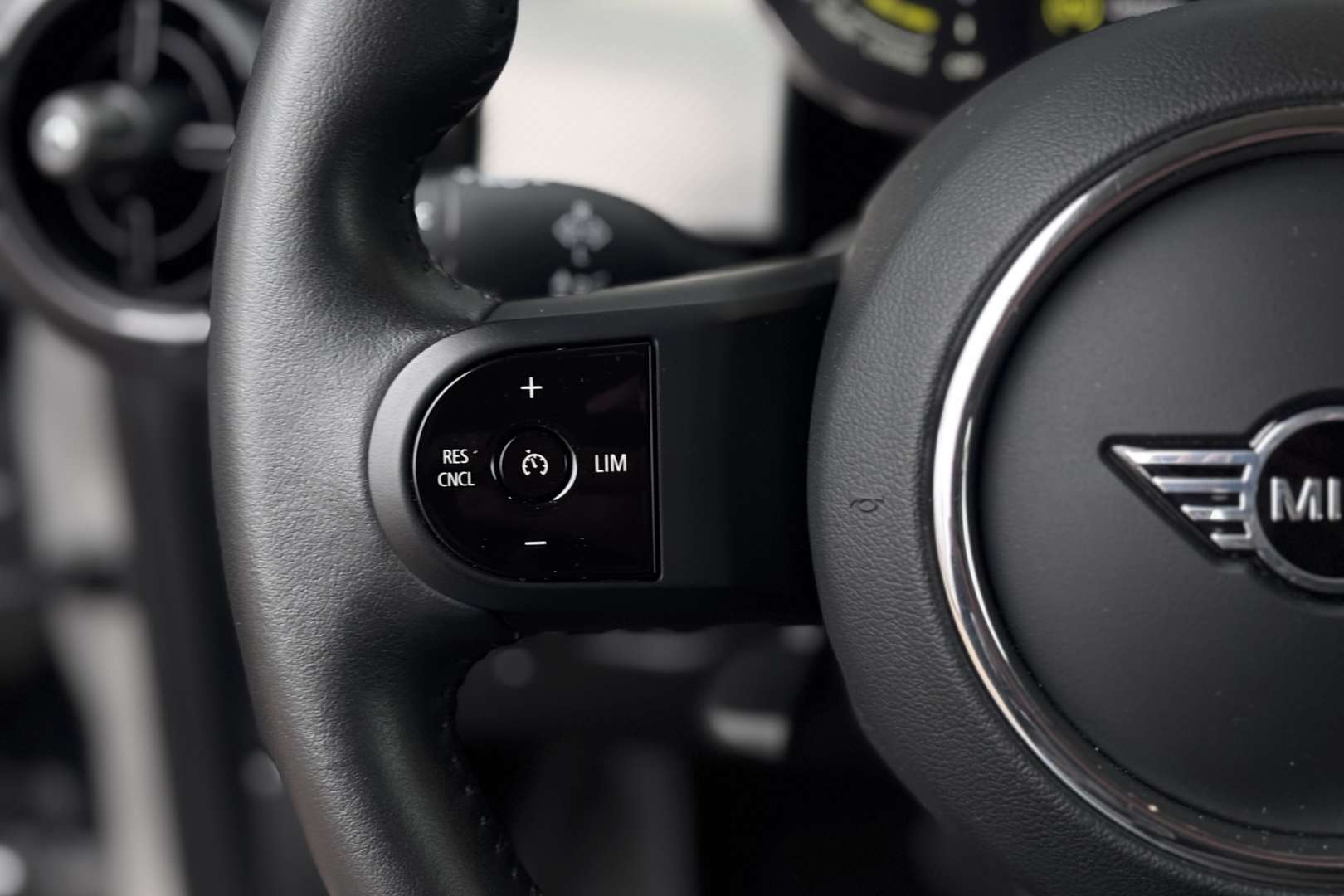 Mini Cooper SE Comfort Access Electric - 2023 - Joinsteer - #17