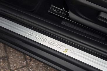 Mini Cooper SE Comfort Access Electric — photo 10