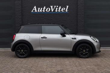 Mini Cooper SE Comfort Access Electric — photo 14