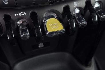 Mini Cooper SE Comfort Access Electric — photo 26