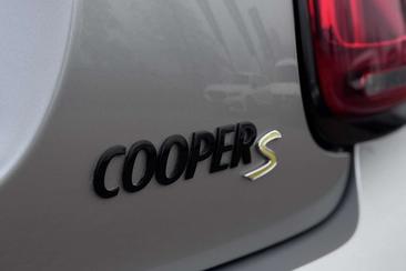 Mini Cooper SE Comfort Access Electric — photo 31