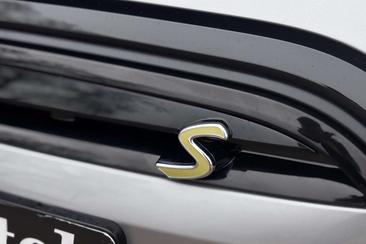 Mini Cooper SE Comfort Access Electric — photo 40